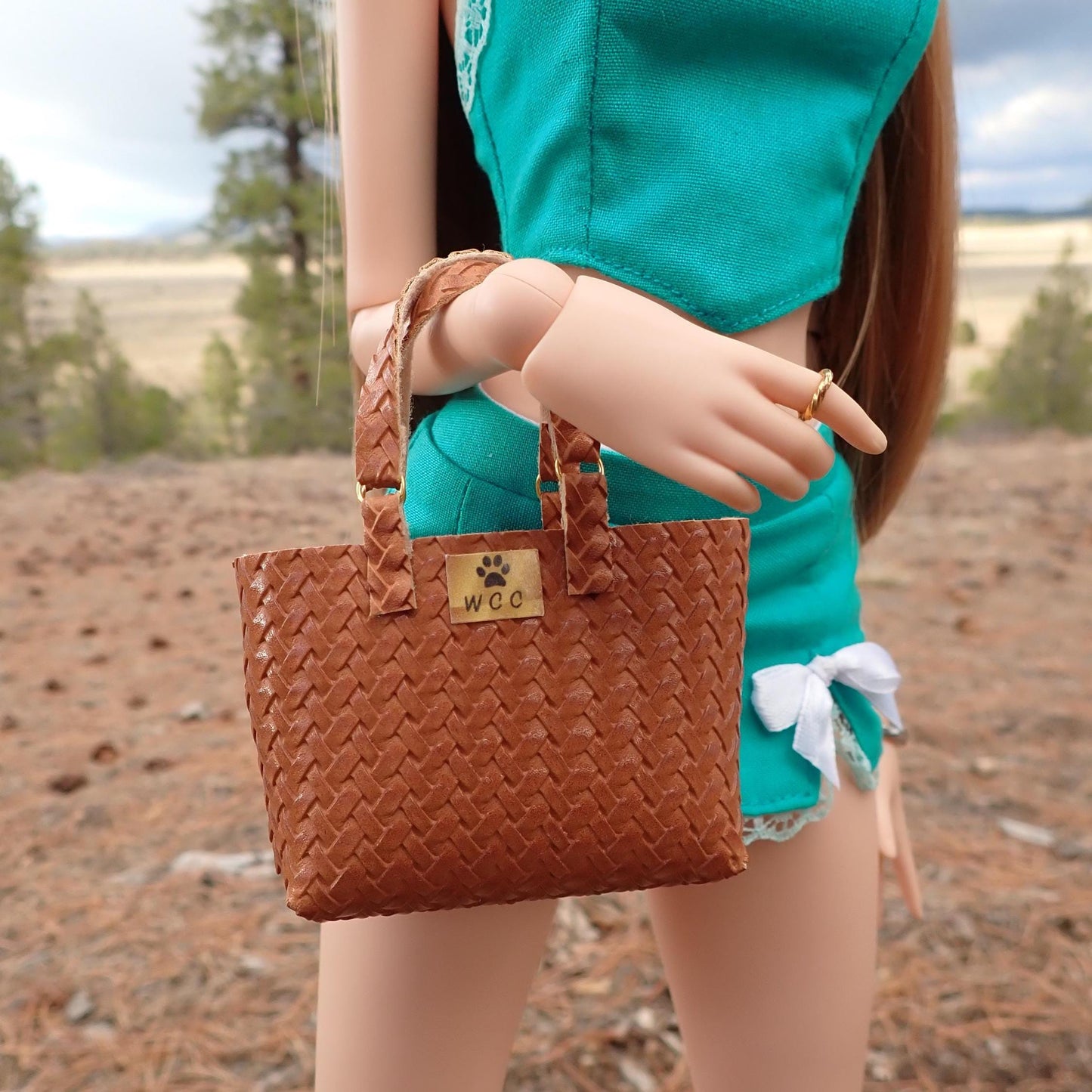 Smart doll brown embossed woven texture tote bag purse