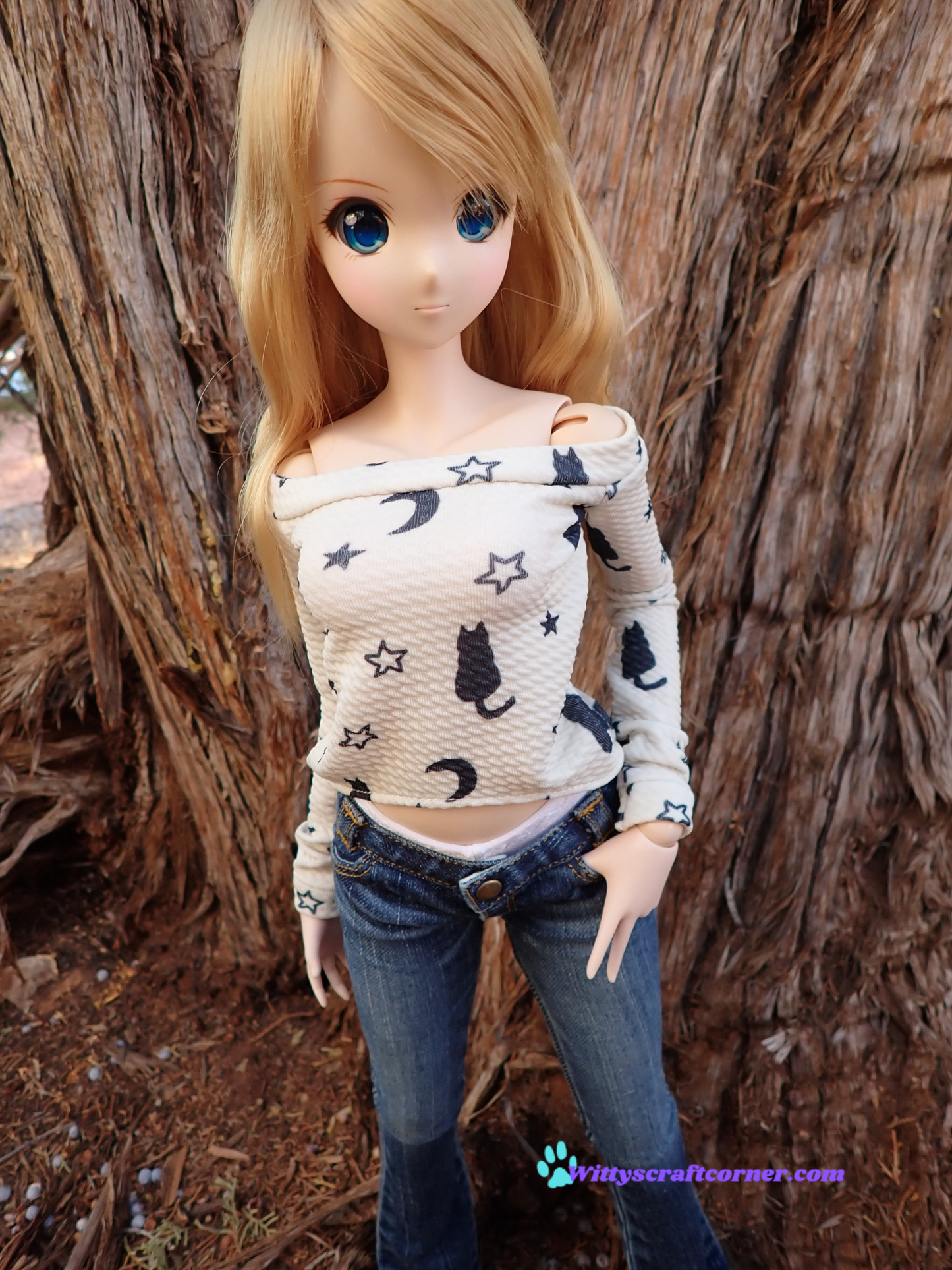 MADE TO ORDER Smart doll Classic or Pear black cat top stars and moons
