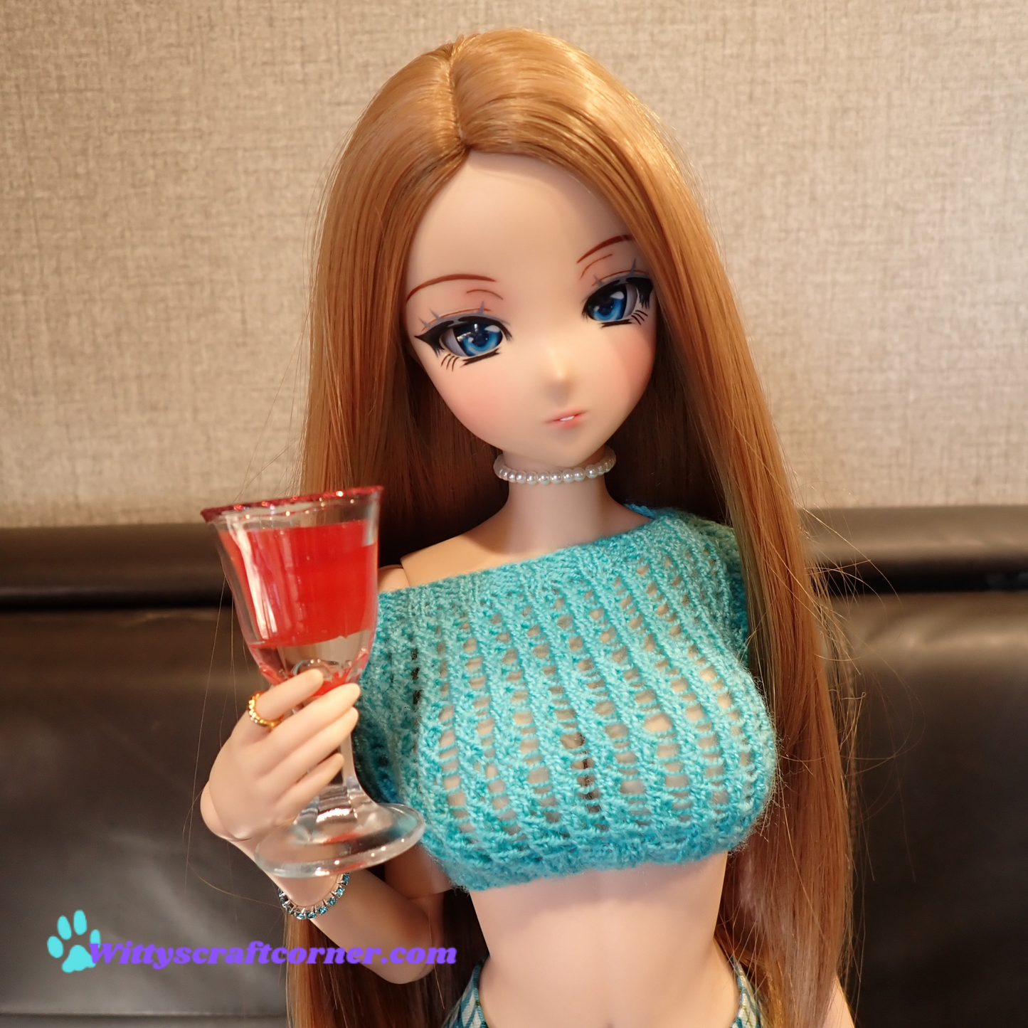 Smart doll Drink vampire's delight