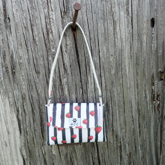 Smart doll strawberry chocolate stripe shoulder bag purse