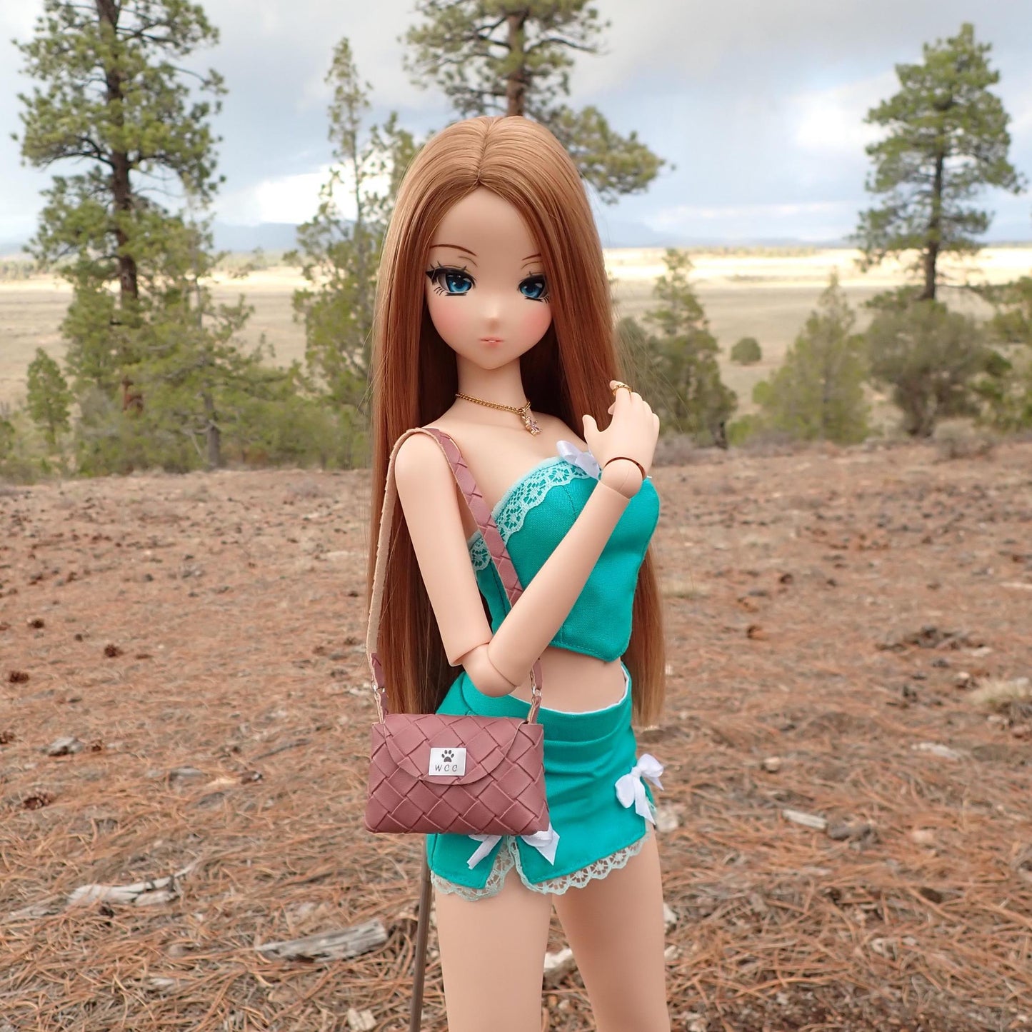 Smart doll mauve basket weave shoulder bag purse