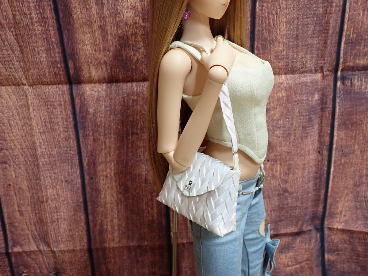 Smart doll iridescent woven purse