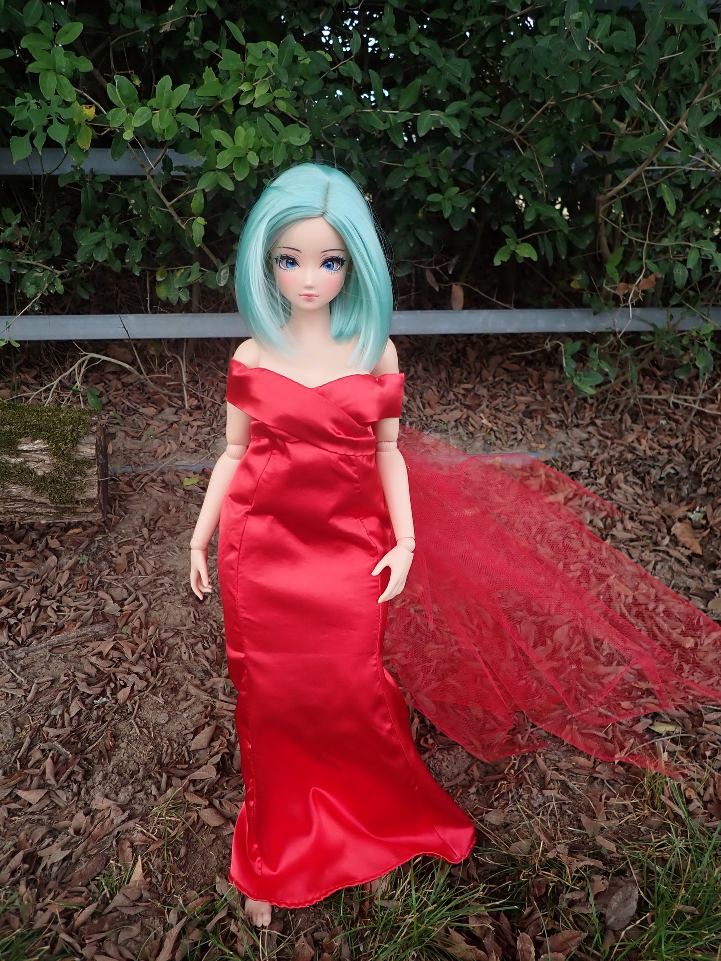 Smart doll PEAR red satin gown Christmas with gold bow and tulle train