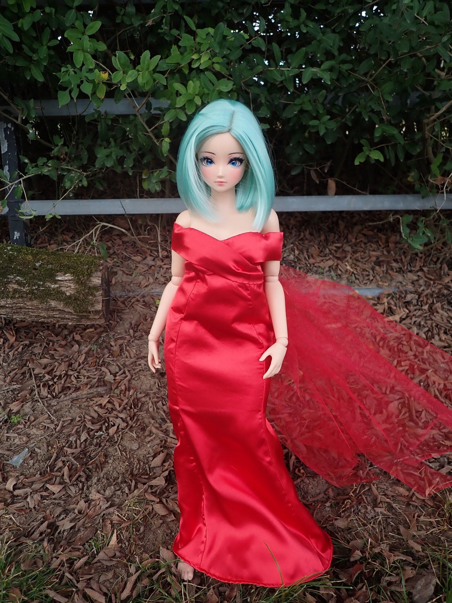 Smart doll PEAR red satin gown Christmas with gold bow and tulle train