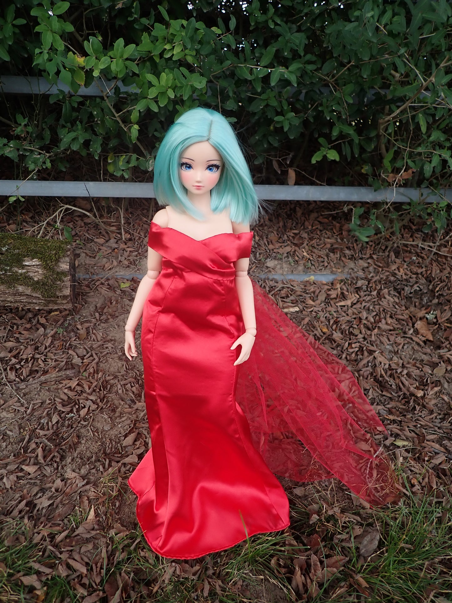 Smart doll PEAR red satin gown Christmas with gold bow and tulle train